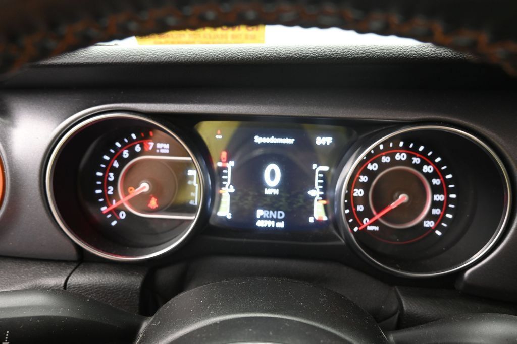 Used 2021 Jeep Gladiator Mojave w/ Cold Weather Group AWD/4WD image 28