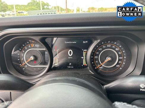 Used 2026 Jeep Gladiator Mojave AWD/4WD image 36