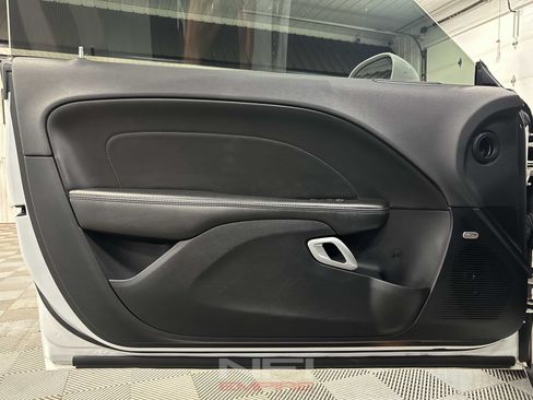 Used 2016 Dodge Challenger R/T RWD image 35