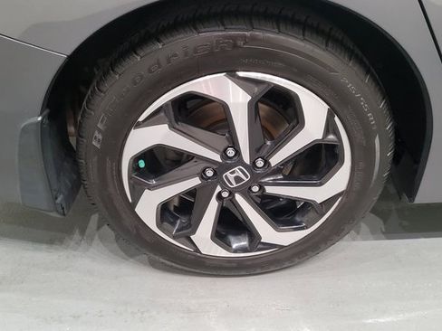 Certified 2017 Honda Accord EX-L image 36
