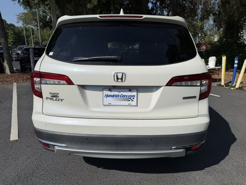 Used 2019 Honda Pilot Touring image 8