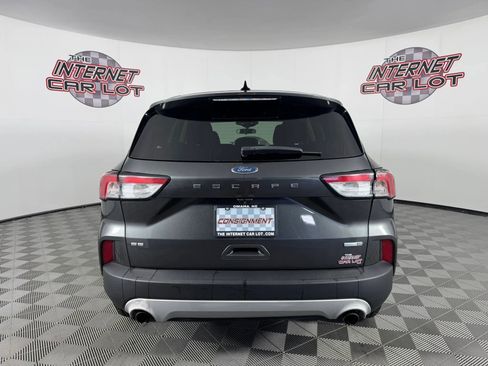Used 2020 Ford Escape SE image 6