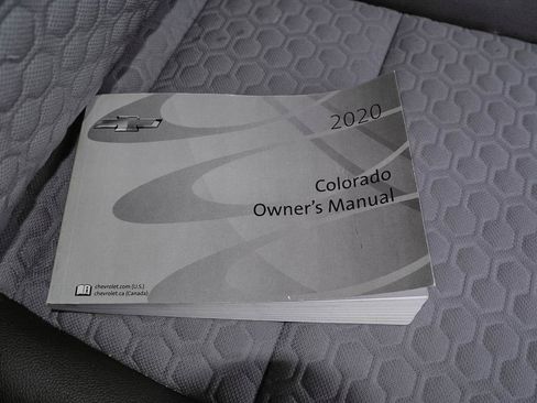 Used 2020 Chevrolet Colorado Z71 image 41