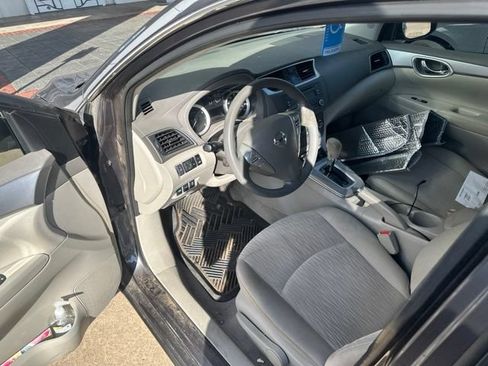 Used 2014 Nissan Sentra SV FWD image 6