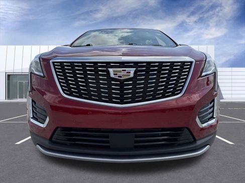Certified 2023 Cadillac XT5 Premium Luxury w/ Technology Package image 7