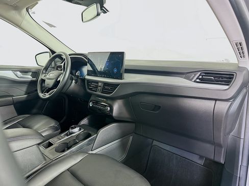 Used 2024 Ford Escape Platinum AWD/4WD image 29