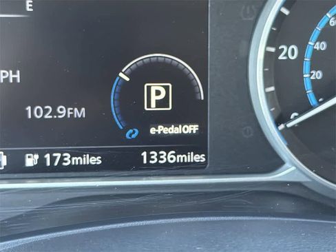 Used 2024 Nissan Leaf SV Plus image 18