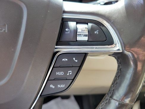 Used 2020 Lincoln Navigator L Reserve w/ Luxury Package AWD/4WD image 17