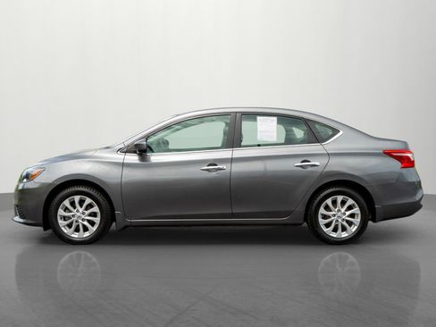 Used 2019 Nissan Sentra SV w/ All Weather Package FWD image 4