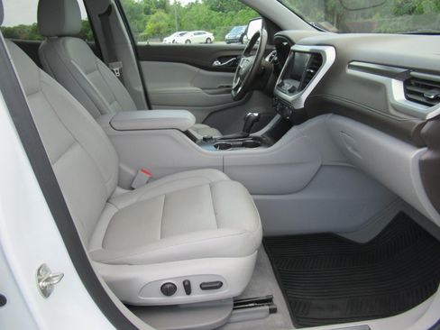Used 2019 GMC Acadia SLT FWD image 10