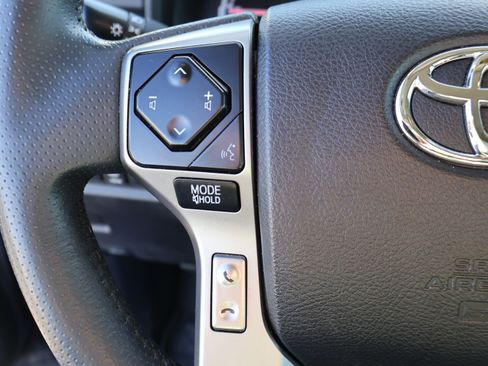 Used 2022 Toyota 4Runner TRD Sport image 40