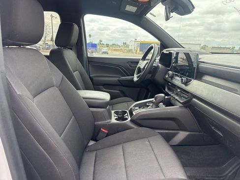 Used 2023 Chevrolet Colorado Trail Boss w/ Technology Package image 15