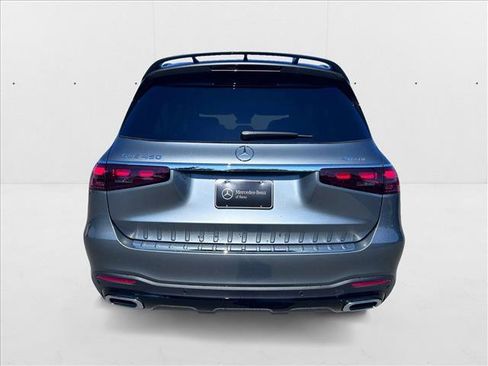 New 2026 Mercedes-Benz GLS 450 4MATIC image 8