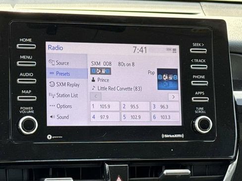 Used 2024 Toyota Camry SE image 19