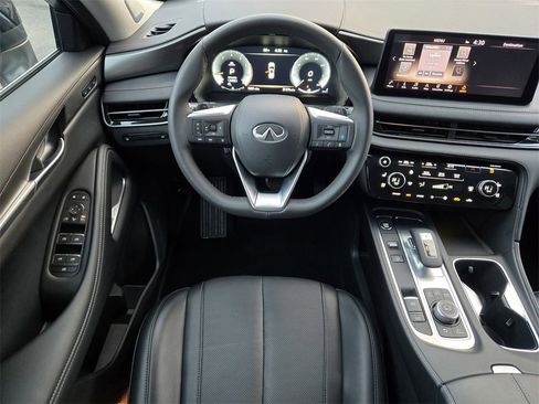 Used 2025 INFINITI QX60 Luxe image 11
