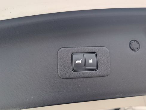 Used 2023 Nissan Armada Platinum w/ Cargo Package RWD image 16