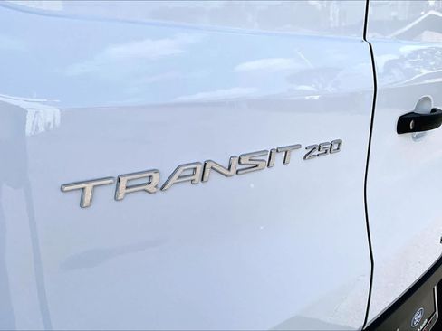 Used 2025 Ford Transit 250 148 Medium Roof Extended AWD image 11