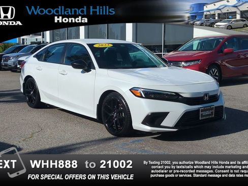 Used 2023 Honda Civic Sport image 3