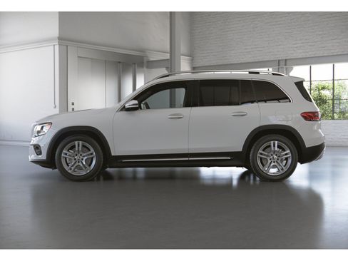 Certified 2023 Mercedes-Benz GLB 250 4MATIC image 14
