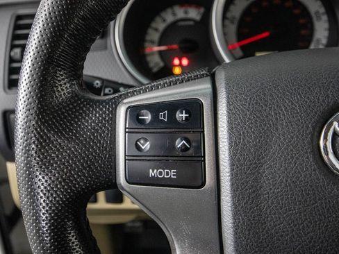 Used 2012 Toyota Tacoma PreRunner w/ SR5 Pkg image 19