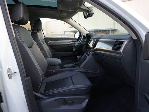 Used 2021 Volkswagen Atlas SEL FWD image 22
