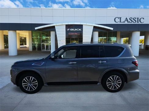 Used 2023 Nissan Armada SL image 5