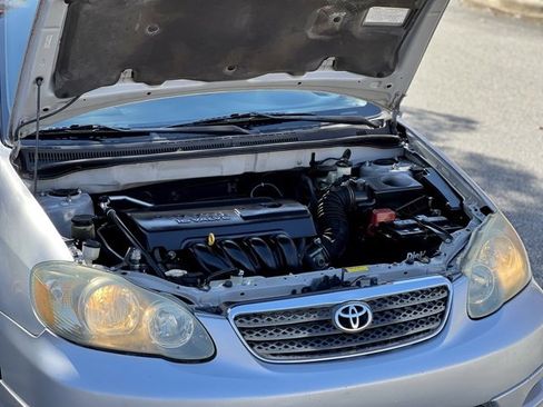 Used 2006 Toyota Corolla S image 38