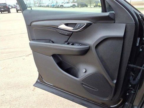 Used 2023 Buick Envision Essence w/ Sport Touring Package image 20