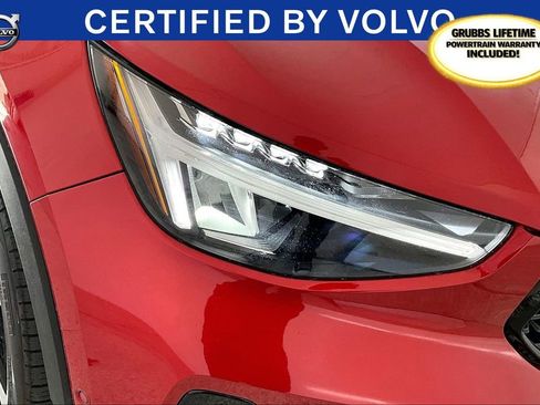 Certified 2023 Volvo XC40 B5 Ultimate w/ Protection Package Premier image 39