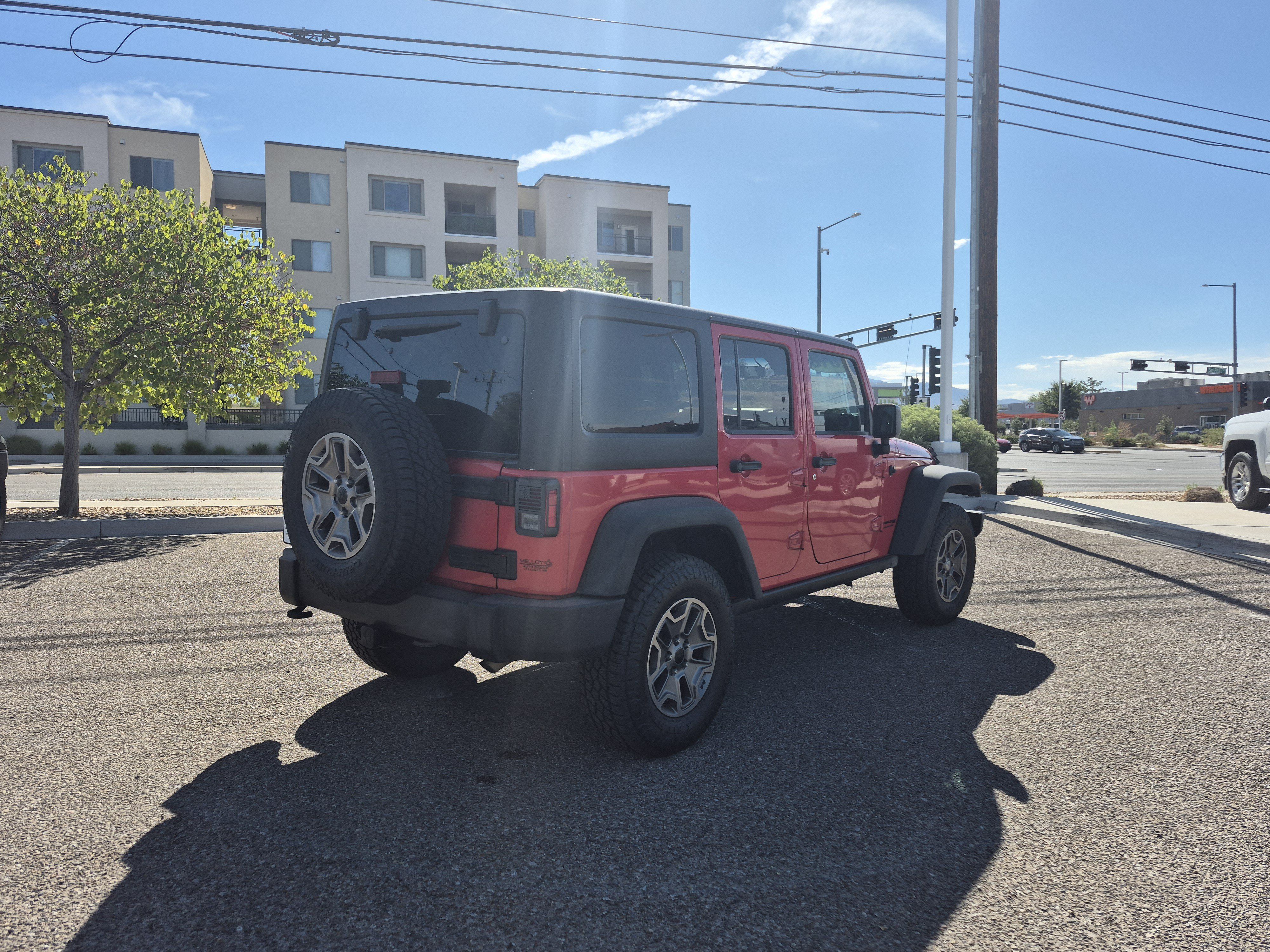 Used 2018 Jeep Wrangler Unlimited Rubicon w/ Connectivity Group AWD/4WD image 5
