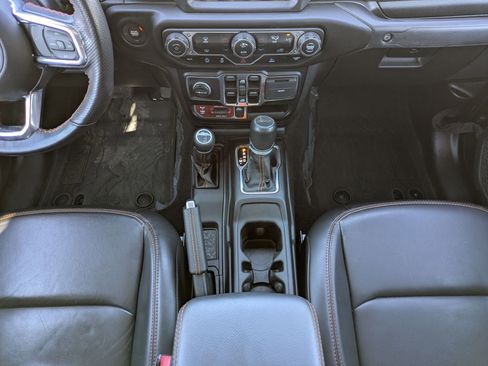 Used 2023 Jeep Gladiator Mojave w/ LED Lighting Group image 22