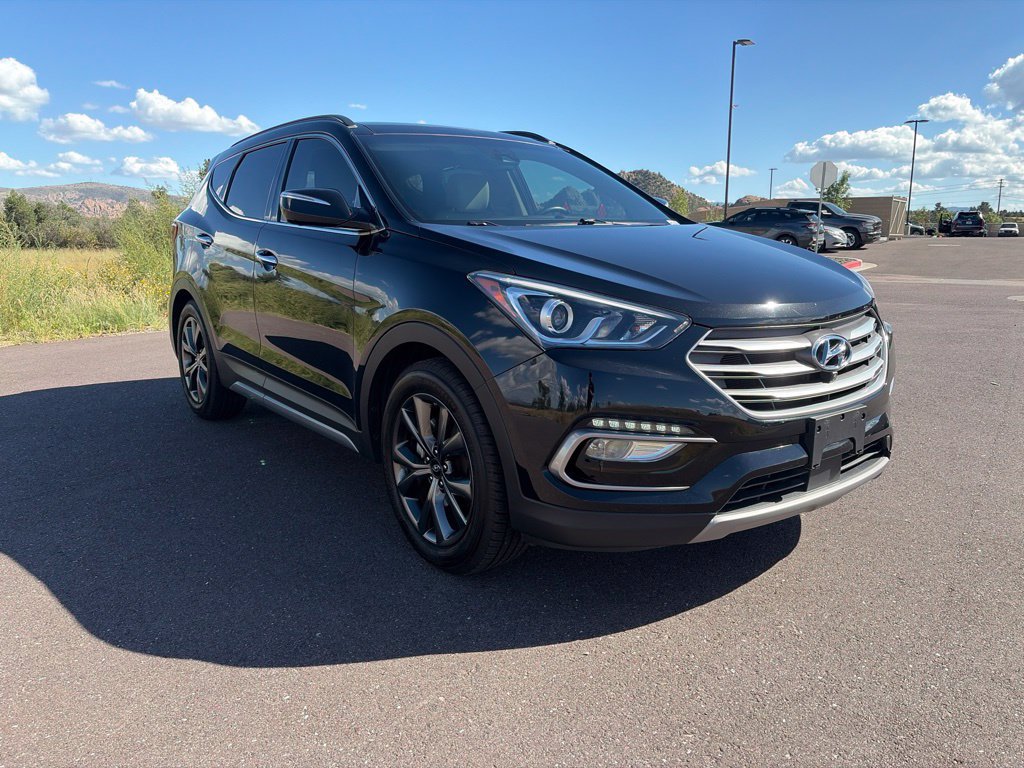 Used 2017 Hyundai Santa Fe Sport w/ 2.0T Ultimate Tech Package 05 FWD image 2