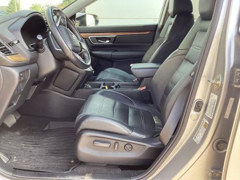 Used 2017 Honda CR-V Touring image 5