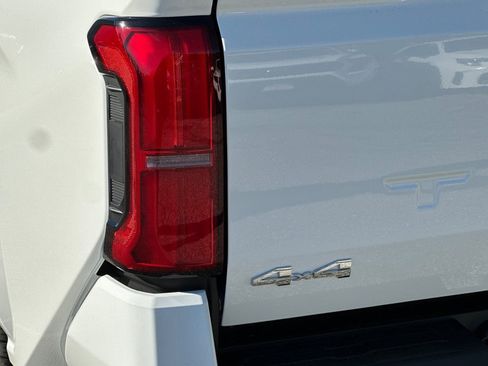 New 2026 Toyota Tacoma SR5 AWD/4WD image 31