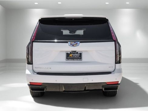 Used 2023 Cadillac Escalade Sport Platinum RWD image 8