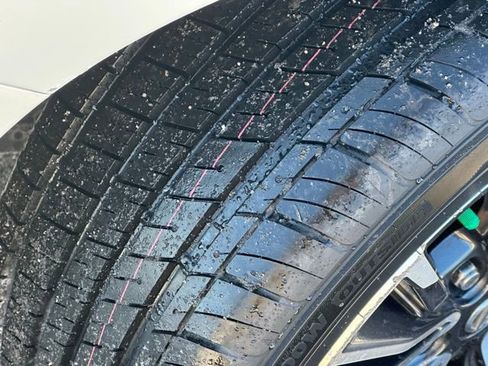 Used 2017 Nissan Maxima Platinum w/ Medallion Package image 9