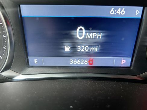 Used 2024 GMC Terrain AT4 AWD/4WD image 16