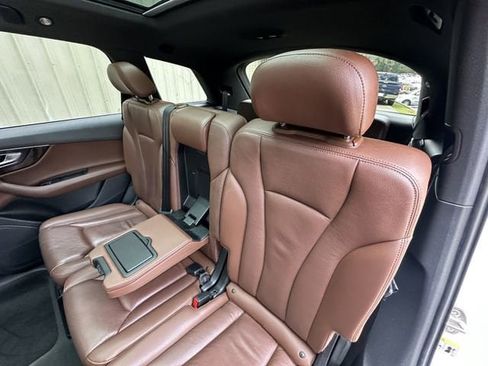 Used 2019 Audi Q7 3.0T Premium w/ Cold Weather Package AWD/4WD image 36