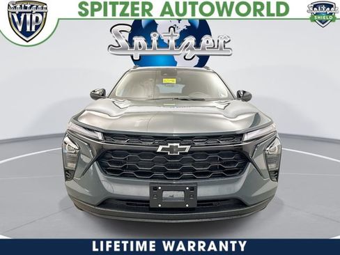 New 2026 Chevrolet Trax LT w/ Driver Confidence Package image 3