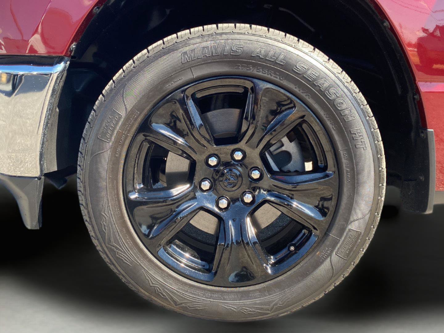 Used 2023 RAM 1500 Laramie AWD/4WD image 12