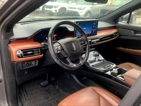 Used 2022 Lincoln Nautilus Reserve image 31