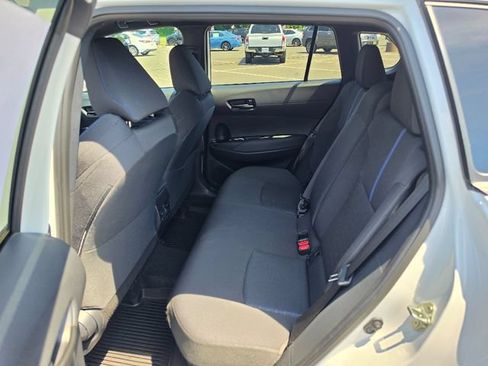 Used 2024 Toyota Corolla Cross AWD Hybrid w/ Moonroof Package image 22