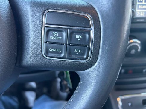 Used 2012 Jeep Compass Latitude AWD/4WD image 19