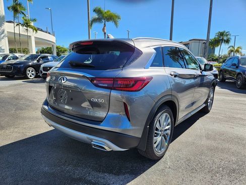 Used 2025 INFINITI QX50 Luxe AWD/4WD image 2
