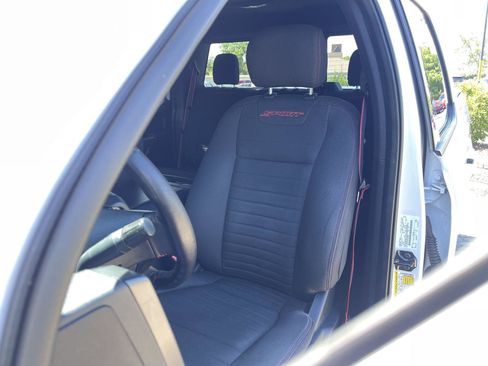 Used 2019 Ford F150 XLT w/ Equipment Group 302A Luxury AWD/4WD image 14