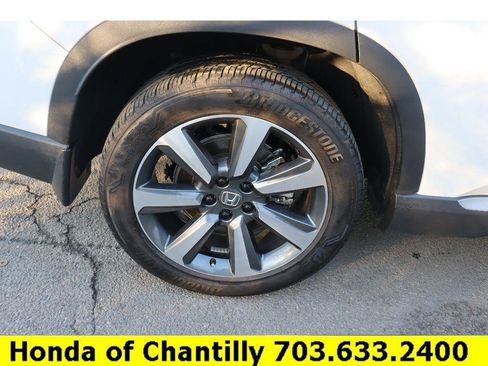 Certified 2025 Honda Pilot Elite image 34