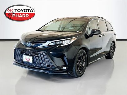 Used 2022 Toyota Sienna XSE