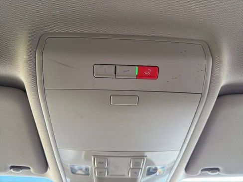 Used 2021 Volkswagen Atlas SE image 23