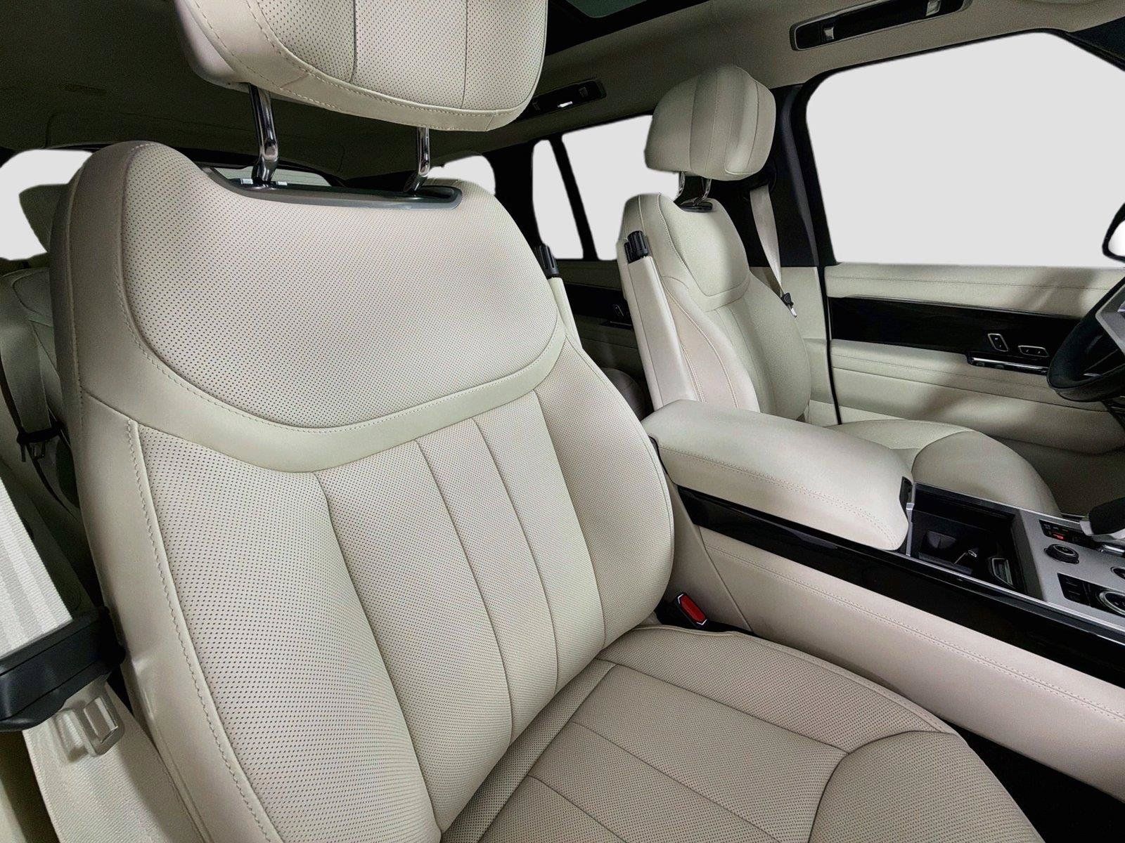 New 2027 Land Rover Range Rover Autobiography AWD/4WD image 29