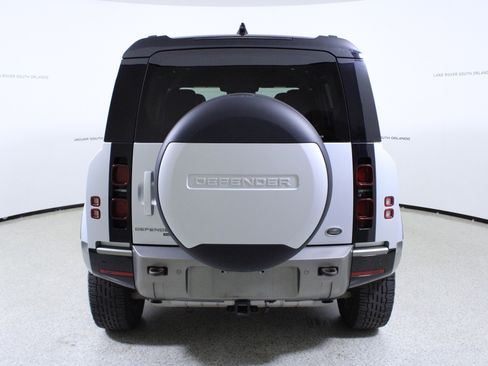 Used 2021 Land Rover Defender 110 X-Dynamic HSE image 6